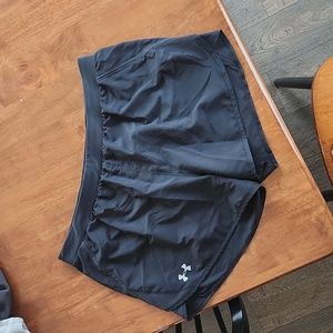 Womens UnderArmor Running Shorts